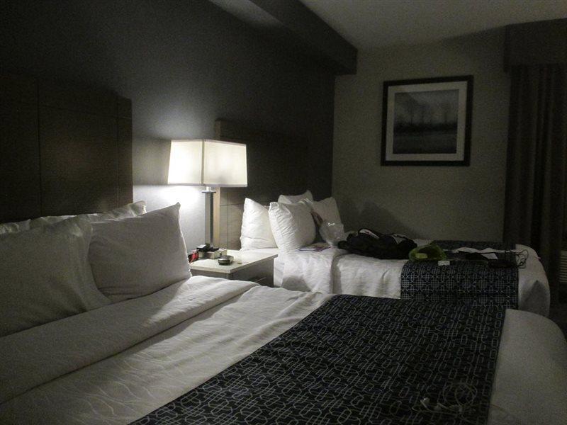 Monte Carlo Inn Airport Suites Mississauga Buitenkant foto