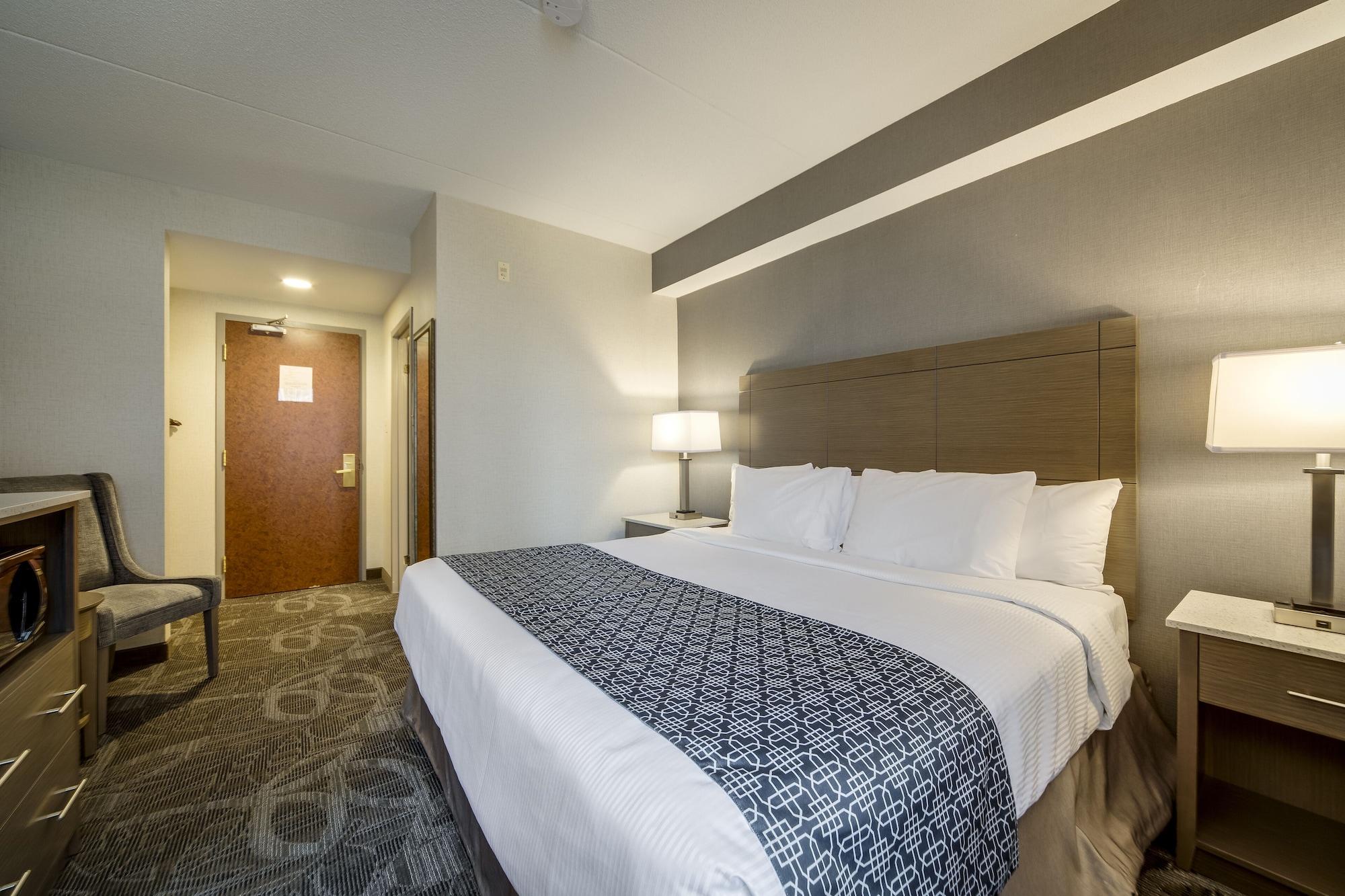 Monte Carlo Inn Airport Suites Mississauga Buitenkant foto