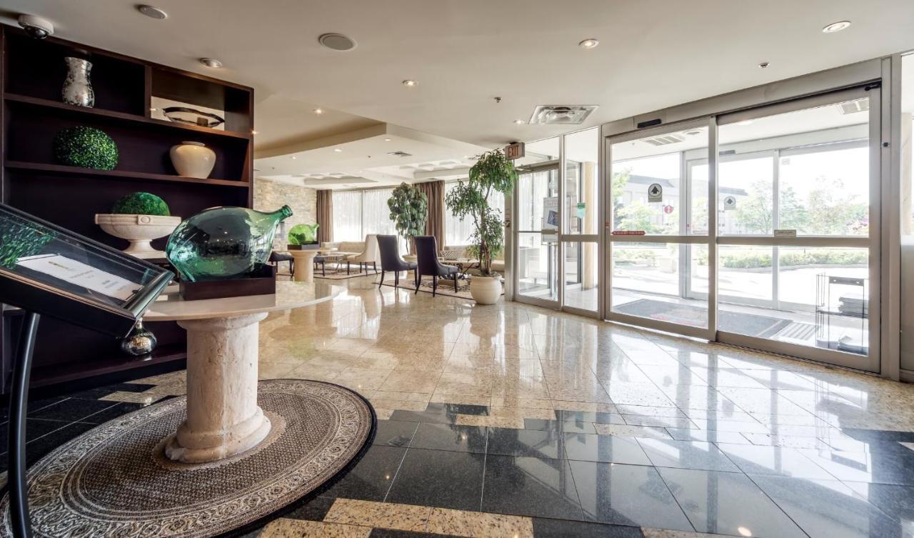 Monte Carlo Inn Airport Suites Mississauga Buitenkant foto