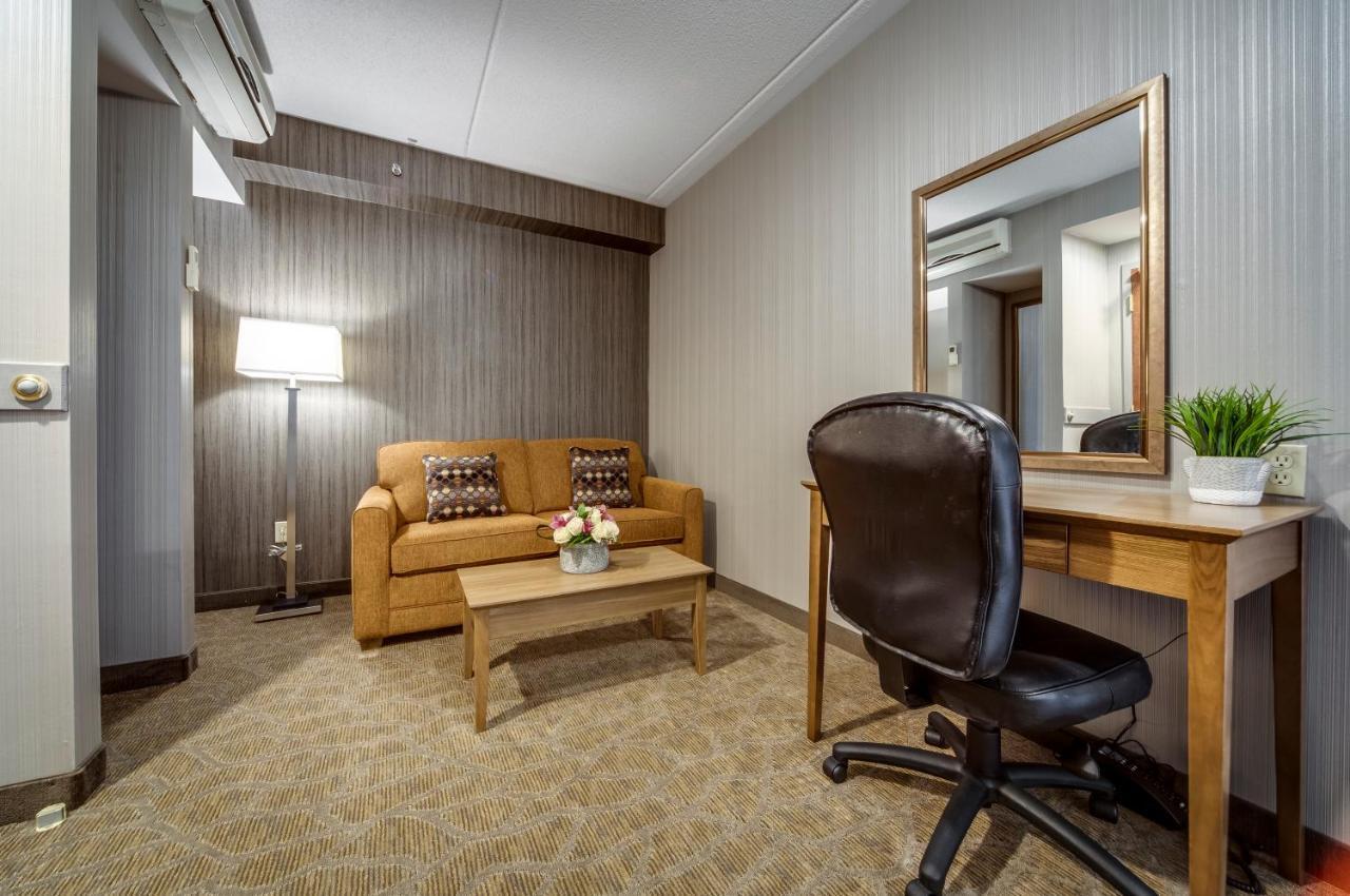Monte Carlo Inn Airport Suites Mississauga Buitenkant foto